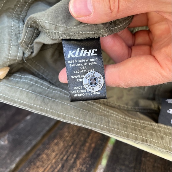 Kühl Kontra Roll Up Sage Cargo Convertible Capri Pants / Bermuda Shorts Sz 6 - Picture 5 of 16